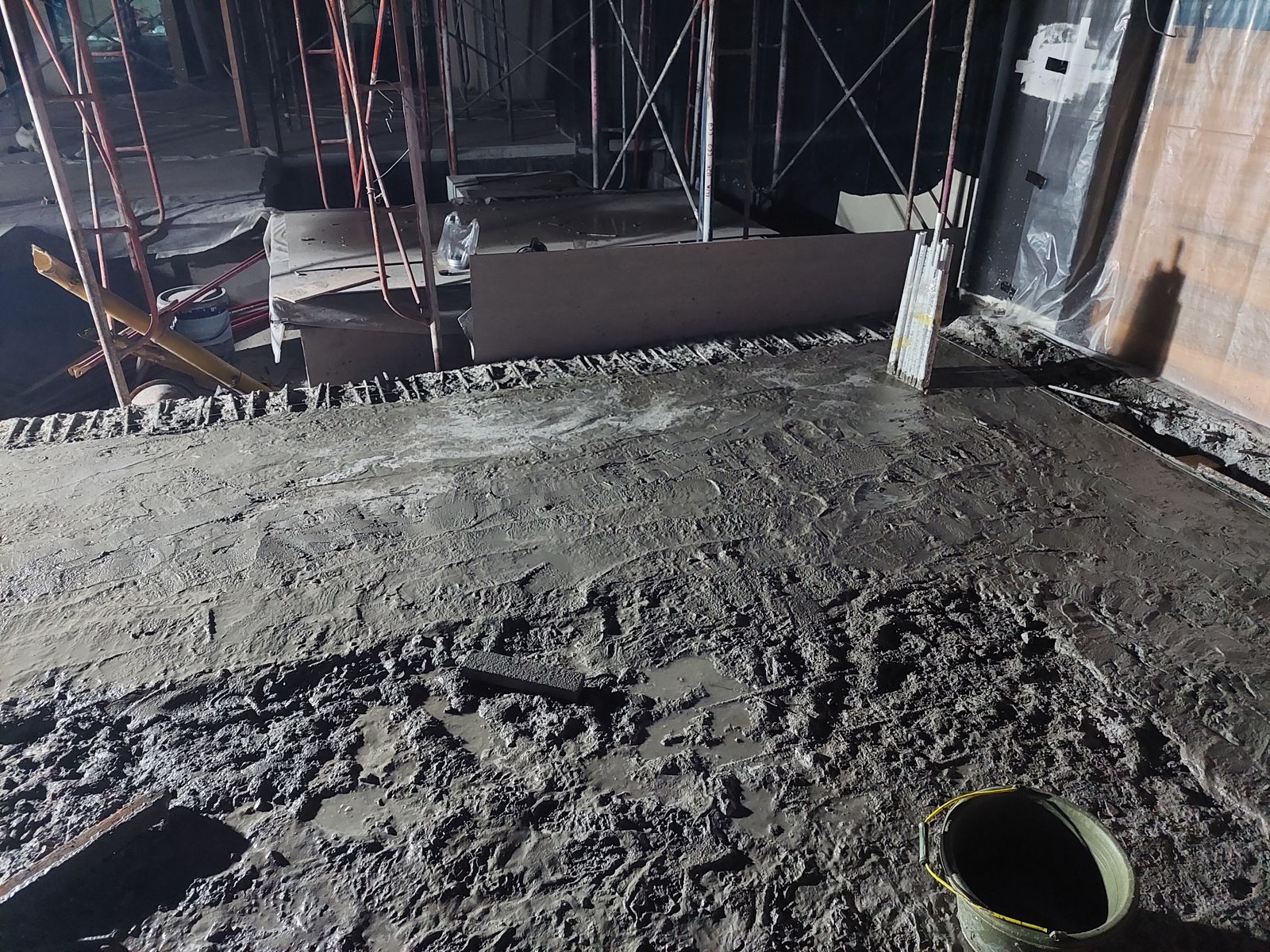 Re-Leveling 2nd Floor - Foto 8